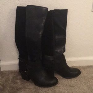 Fergie Brand boots size 7